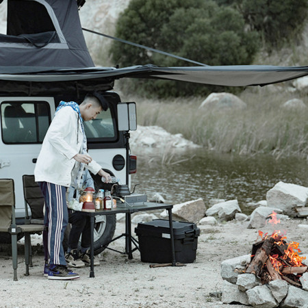 Marquise 180° Wild Land droite et arrière pour les roadtrips