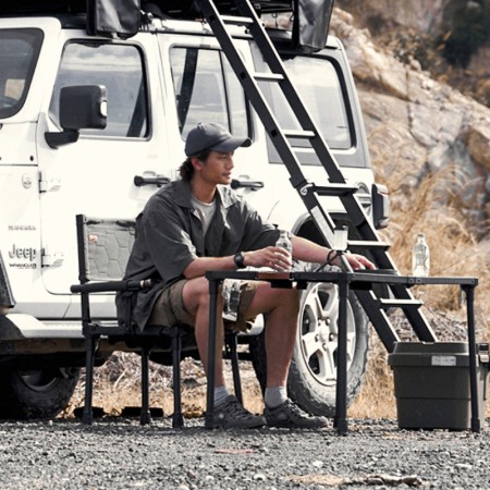 Table de camping pliable et portable Wildland aluminium MTS-C en randonnée 4x4