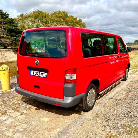 Véhicule 259 T22601 VW Transporter T5 avec hayon