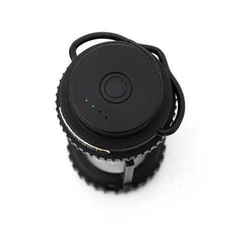 Lampe de camping légère LED luminosité réglable Aurora WildLand  dessus