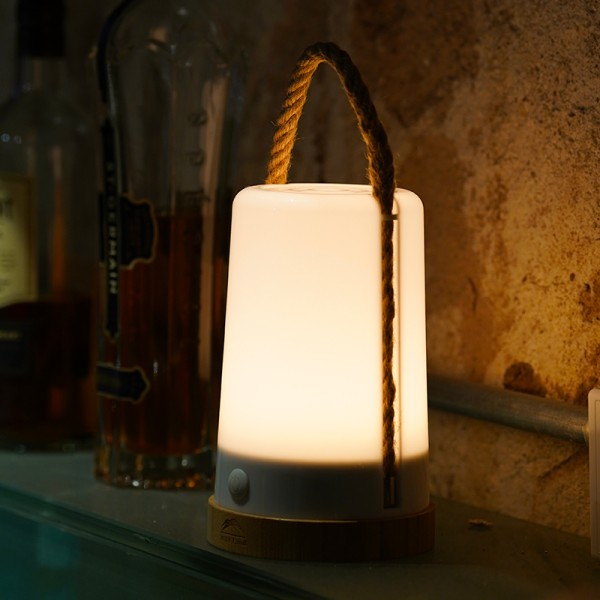 Lampe de camping résistante à l'eau modèle Jade Wild Land différentes lumières