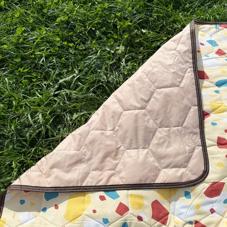 Picnic pad Wildland couverture de pique-nique isolante et imperméable jaune avec face isolante du sol