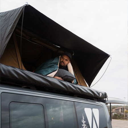 Tente de toit Big Willow 180 de Vickywood pliante camel vue arrière ouverte