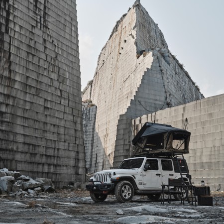 Tente de toit coque alu compacte Neo-Frontier de WildLand pour camping sauvage