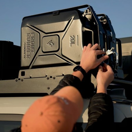 JCFU001 Front Runner réservoir carburant noir 20 L stockage sur le toit