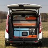 EGOE Kombishop malle de camping Nestbox Roamer 550 pour van et fourgon haut de gamme Mercedes classe V repliée dans le coffre