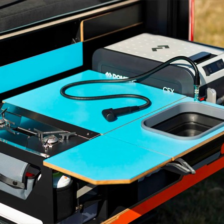 EGOE Kombishop malle de camping Nestbox Roamer 550 pour van et fourgon douchette flexible