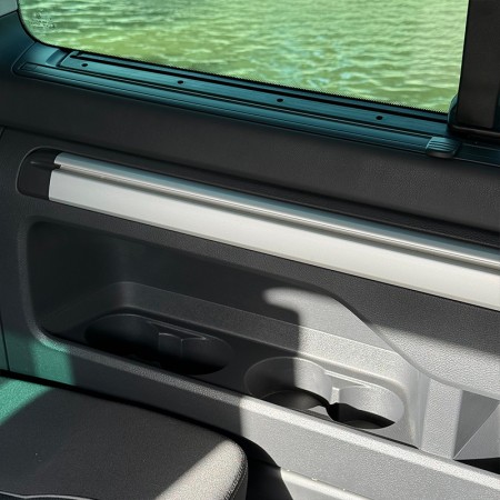 Véhicule 276 Kombishop M11084 VW Multivan T5 porte-gobelet arrière