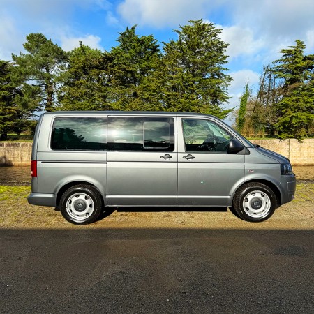 Véhicule 276 Kombishop M11084 VW Multivan T5 châssis court