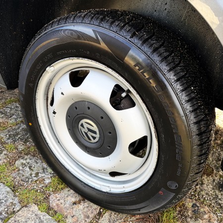 Véhicule 276 Kombishop M11084 VW Multivan T5 roue