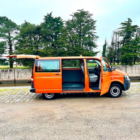 T10345 véhicule transporter Volkswagen Kombishop T5 VW hayon