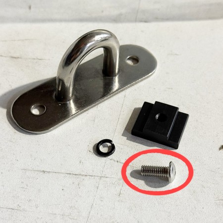 Vis pour kit de fixation anneau pour échelle