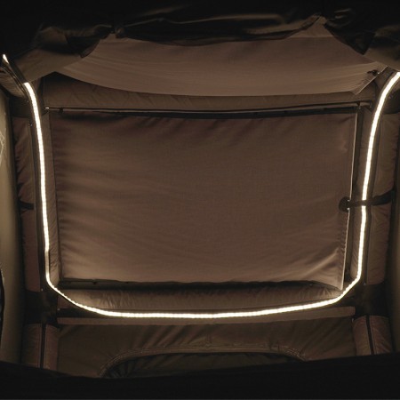 Wild Land tente de toit gonflable innovante Air Cruiser led intérieure