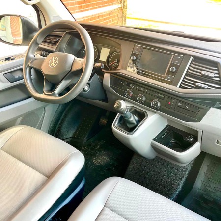 VW T6 Transporter 2021 / 95.000 km / 2.0 tdi 110 ch / L2H1 3 places avant