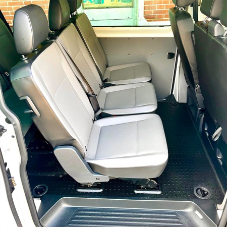 VW T6 Transporter 2021 / 95.000 km / 2.0 tdi 110 ch / L2H1 3 sièges indépendants