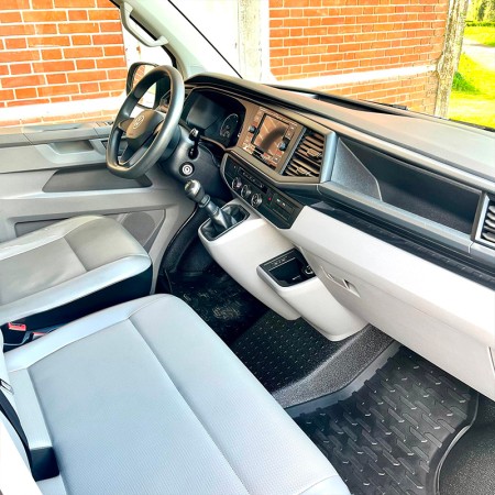 VW T6 Transporter 2021 / 95.000 km / 2.0 tdi 110 ch / L2H1 banquette double