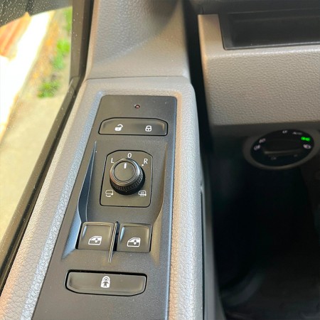 VW T6 Transporter 2021 / 95.000 km / 2.0 tdi 110 ch / L2H1 rétroviseurs électriques