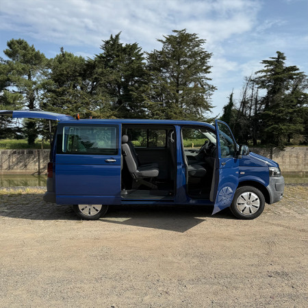 VW T5 Caravelle 2010 / 173.000 km / 2.0 tdi 84 ch / L1H1 Kombishop porte latérale droite