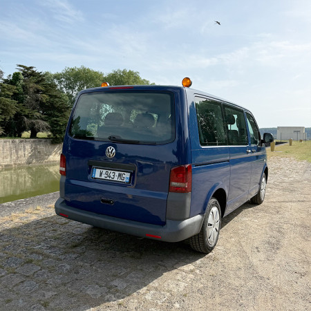 VW T5 Caravelle 2010 / 173.000 km / 2.0 tdi 84 ch / L1H1 Kombishop arrière droite