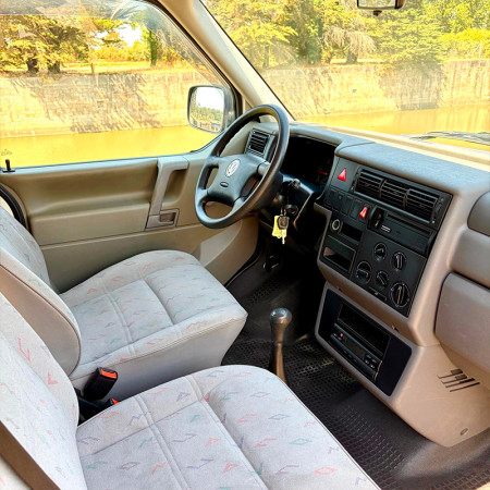 Véhicule n°287 T02786 VW T4 Transporter 2001 / 100.200 km / 2.5tdi 102ch / L1H1 volant