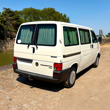 Véhicule n°287 T02786 VW T4 Transporter 2001 / 100.200 km / 2.5tdi 102ch / L1H1 coffre à deux portes battantes