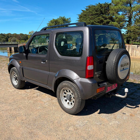 Véhicule n°291 Suzuki Jimny 2012 / 113.100 km / 1.3 l / Kombishop vue arrière gauche