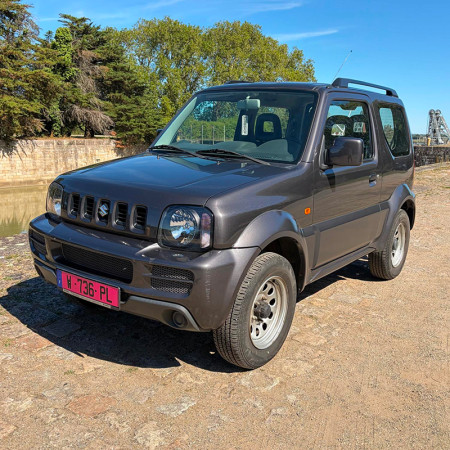 Véhicule n°291 Suzuki Jimny 2012 / 113.100 km / 1.3 l / Kombishop vue de face
